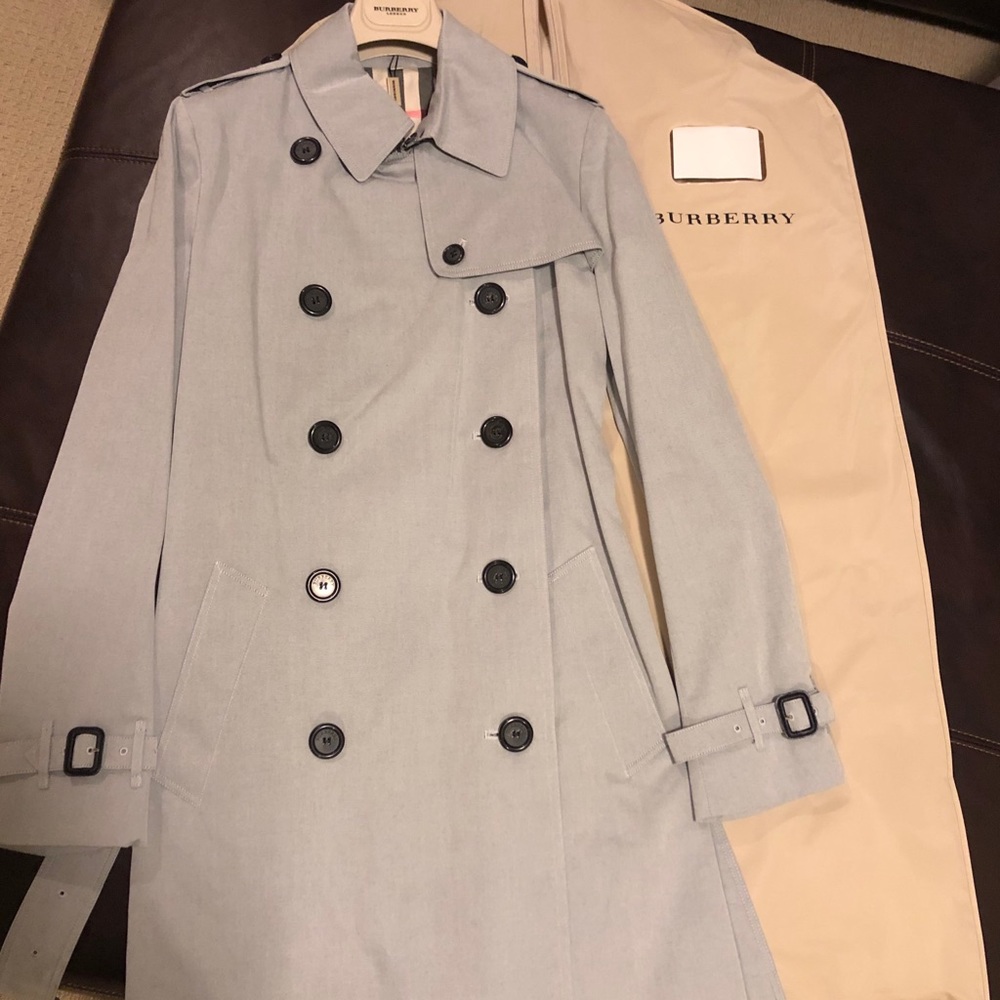 Burberry Harbourne Trench Coat